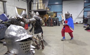 Les Bécuts de Gascogne, champions de France en titre de béhourd, en plein entraînement.