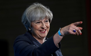 Theresa May, la Première ministre britannique, en meeting à Guisborough, au nord de l'Angleterre, le 1er juin 2017.