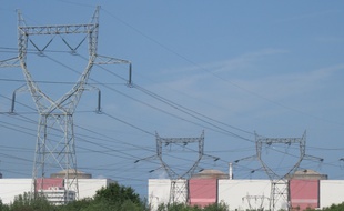 Des pylônes électriques (illustration).