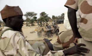 Des soldats tchadiens à Damasak, dans le nord-est du Nigeria, le 18 mars 2015.