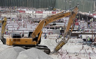 Le chantier d'un stade à Doha en mai 2015.