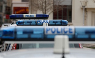 Illustration de voitures de police.