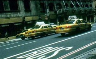 Les rues de New York sans les "Cab" jaunes à cause d'une grève de taxis? Contre le GPS à bord 8400 chauffeurs veulent marquer le coup en éteignant leur moteur.