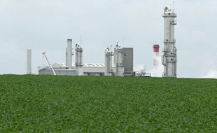 A Pomacle-Bazancourt (Marne) une usine de transformation de betterave sucrière en bioéthanol.