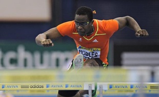 Le Cubain Dayron Robles et l'Américain Lashawn Merritt ont effectué une rentrée satisfaisante, respectivement sur 110 m haies et 400 m, mardi lors de la réunion d'athlétisme de Baie-Mahault (Guadeloupe), Merritt y ajoutant une meilleure performance mondiale (MPM) en 44 sec 73/100e.