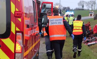 Illustration d'intervention des pompiers ici près de Rennes lors d'un accident de la route.