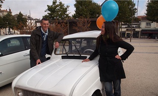 Peggy et Yann ont dit adieu à leur vieille 4L, au moins pour deux mois.