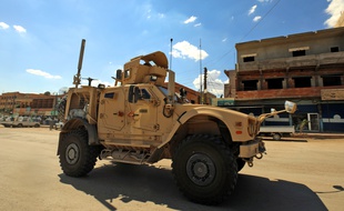 Un véhicule de la coalition internationale anti-Daesh en Syrie, le 5 juin 2018.