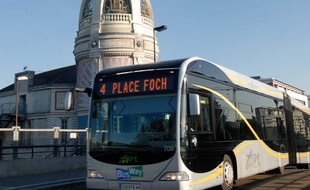Cet été, le busway s'arrêtera à la station Cité des Congrès