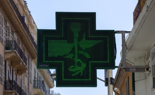 C'est une amie pharmacienne qui a donné l'idée à l'entrepreneur haut-garonnais de créer un hygiaphone. Illustration.