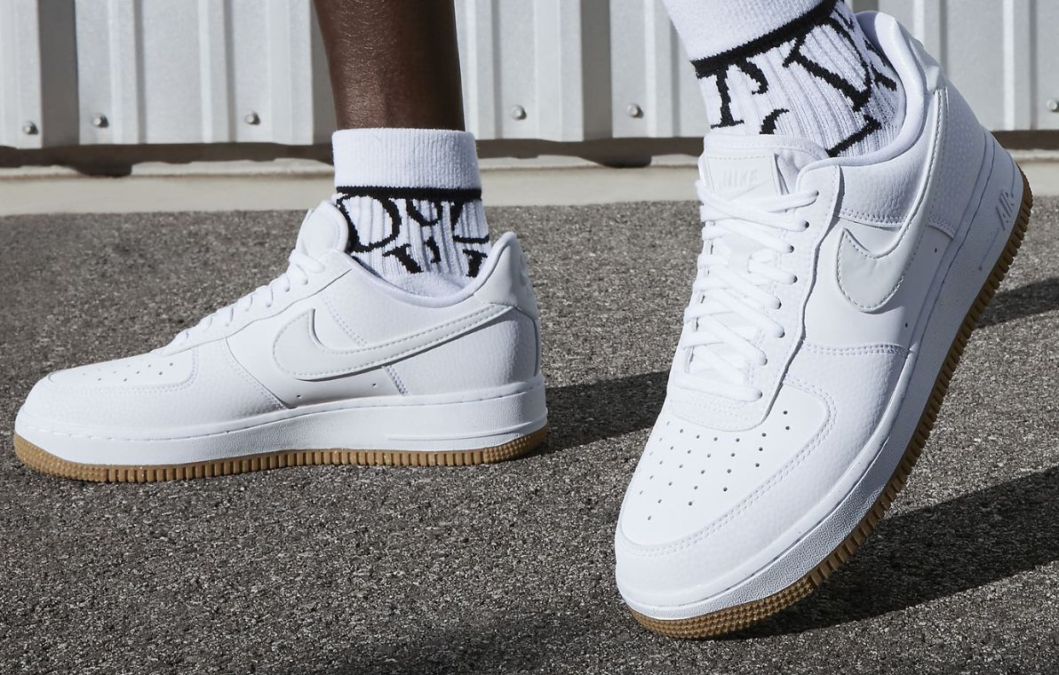 Nike af1 low on feet online