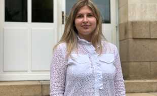 Emilie Bourdon est la plus jeune conseillère municipale de la ville de Nantes.