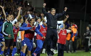 Safet Susic (au centre) a notamment réussi la performance de qualifier la Bosnie pour la Coupe du monde 2014 au Brésil.