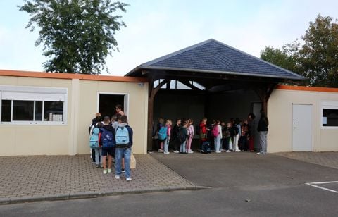 Programme complet des vacances scolaires 2025/26 des zones A/B/C