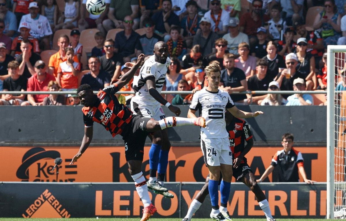 Ligue 1 : Deux rouges, un record à oublier, et une rouste pour finir, Rennes a vécu un derby de l'enfer à Lorient