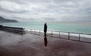 Un promeneur à Nice (image d'illustration).