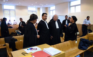 Arrivée des avocats à l'ouverture du procès de présumés dealers de La Castelane le 16 septembre 2015 à Marseille