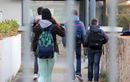 Faut-il imposer une fouille à l’entrée des établissements scolaires ?