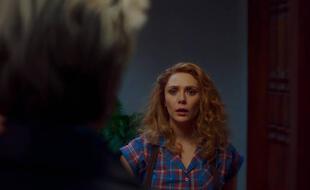 Elizabeth Olsen incarne Wanda dans « WandaVision ».