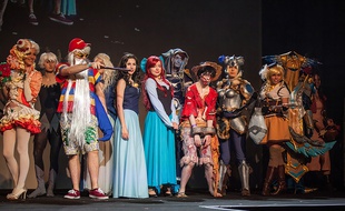 Des amateurs de cosplay.