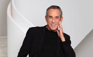 L'animateur Thierry Ardisson lance « Arditube », ses meilleurs tubes de télévision sur Youtube.