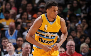 Axel Toupane avec le maillot des Nuggets