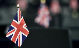 Près de 6 Français sur 10 (58%) souhaitent que le Royaume-Uni reste dans l'Union européenne, tandis que plus des trois-quarts des sympathisants du Front national souhaitent un "Brexit", selon un sondage BVA pour Orange et iTELE