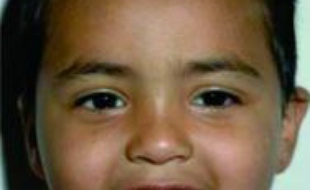 Ryan a trois ans, il a été retrouvé dans le 17e arrondissement de Paris, la police cherche sa famille;