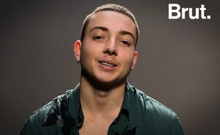 Léon, jeune homme trans, répond aux questions de Brut, partenaire de 20 Minutes, sur la transidentité.