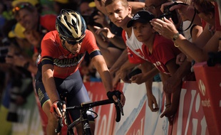 Malgré sa chute, Vincenzo Nibali était remonté sur selle pour rattraper son retard sur les hommes de tête.