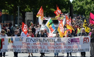 Manifestation de la fonction publique pour l'emploi et les salaires, le 15 mai 2014 à Bordeaux