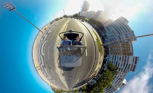 Image de la série documentaire «360@» de France 5.