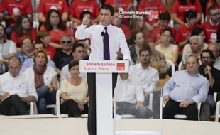 Manuel Valls en meeting de campagne pour les européennes à Barcelone, le 21 mai 2014.