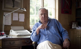 Frederick Forsyth à son domicile en août 2010.