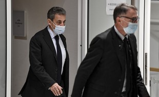 Paris, le 30 novembre 2020. Nicolas Sarkozy arrive au tribunal judiciaire de Paris où il doit être jugé pour corruption active et trafic d'influence.