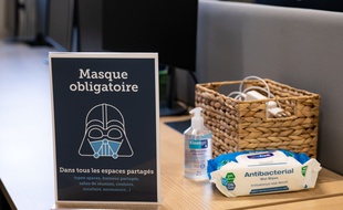 Les consignes sanitaires au sein d'une start-up. (illustration)
