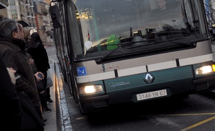 Bus illustration. Le 03 02 2010