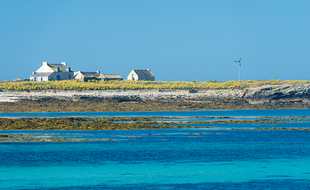 L’île de Quéménès, au large de Molène