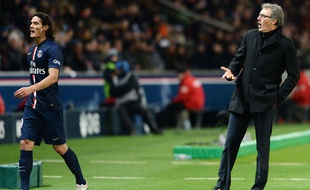 Cavani pas d'accord avec les choix de Laurent Blanc, le 30 janvier 2015 au Parc des Princes.