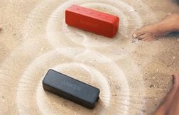 Notée 4,5/5 sur Amazon, cette enceinte est à moins de 40 euros