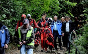 Les secouristes et les spéléologues restés coincés dans une cavité à Sassenage, près de Grenoble