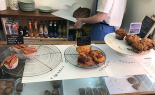 Les gâteaux de Violet Cakes sont-ils à la hauteur du mariage princier?