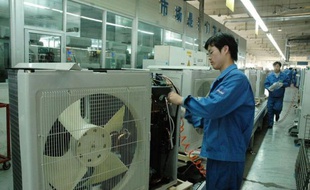 Haier, premier fabricant mondial de réfrigérateurs et de machines à laver et rare marque chinoise à avoir une notoriété internationale, veut transformer l'image bas de gamme du "made in China" pour accroître sa part de marché dans les pays développés.