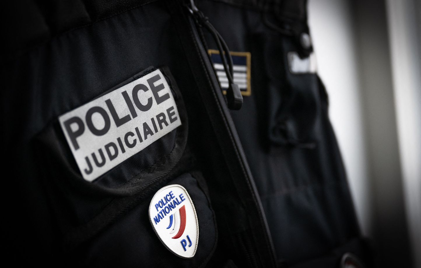 L'enquête a été confiée à la brigade criminelle de la police judiciaire de Paris.