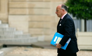 Le ministre de l'Intérieur Bernard Cazeneuve, le 16 juillet 2016 à l'Elysée