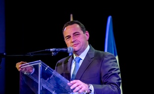 Le candidat à la primaire à droite Jean-Frédéric Poisson, à Ecully le 20 octobre 2016.