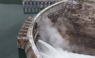 La centrale de Baihetan en Chine a été mise en service, lundi 28 juin 2021.