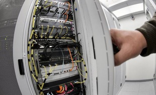 Les sites internet de vente en ligne français se montrent encore très majoritairement imprudents (70%) quant à la protection des données personnelles des consommateurs, notamment concernant la gestion des mots de passe rattachés aux comptes de ces derniers, relève jeudi une étude de Dashlane.