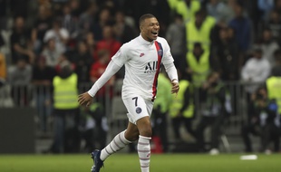 Kylian Mbappé marchait sur l'eau face à Nice (bon, face à neuf adversaires seulement).