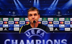 L'entraîneur du FC Barcelone Tito Vilanova a estimé mardi que le défenseur français Eric Abidal, transplanté du foie en avril dernier, "retentera de jouer" mais qu'il fallait "lui laisser du temps". "Je pense qu'il retentera de jouer, mais il faut lui laisser du temps.